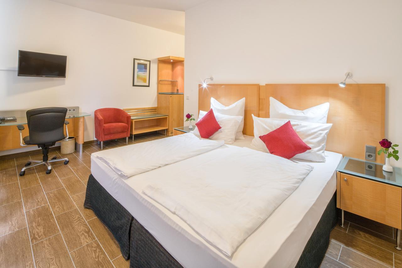 Taba Hotel Kellinghusen Bagian luar foto